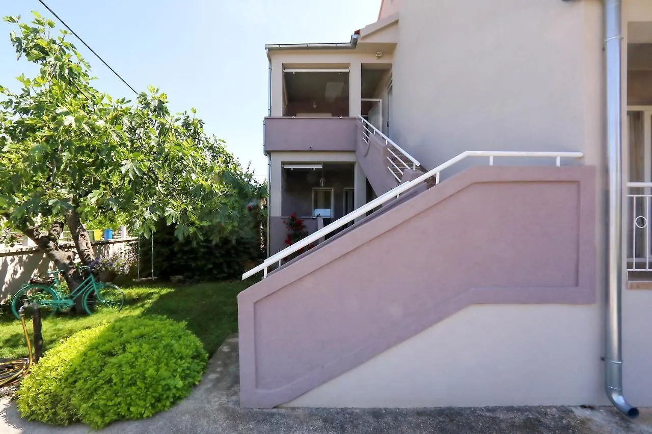 Apartments Adrian Bibinje
